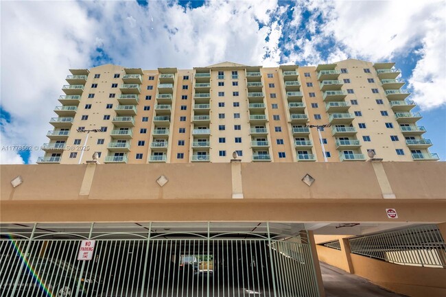 Building Photo - 3500 Coral Way