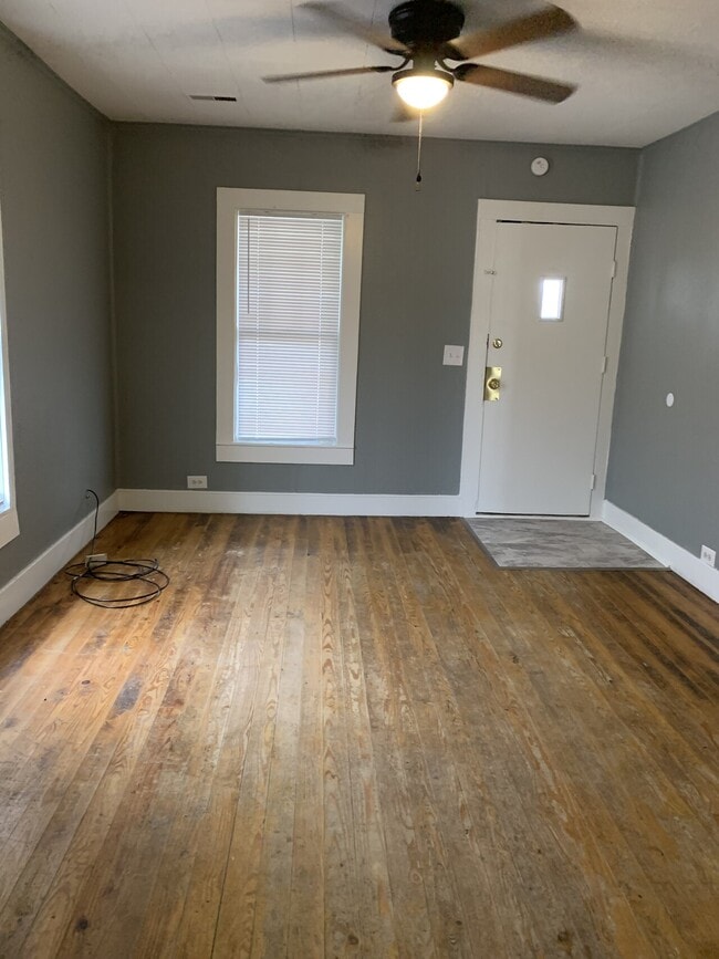 Building Photo - 723 Greer