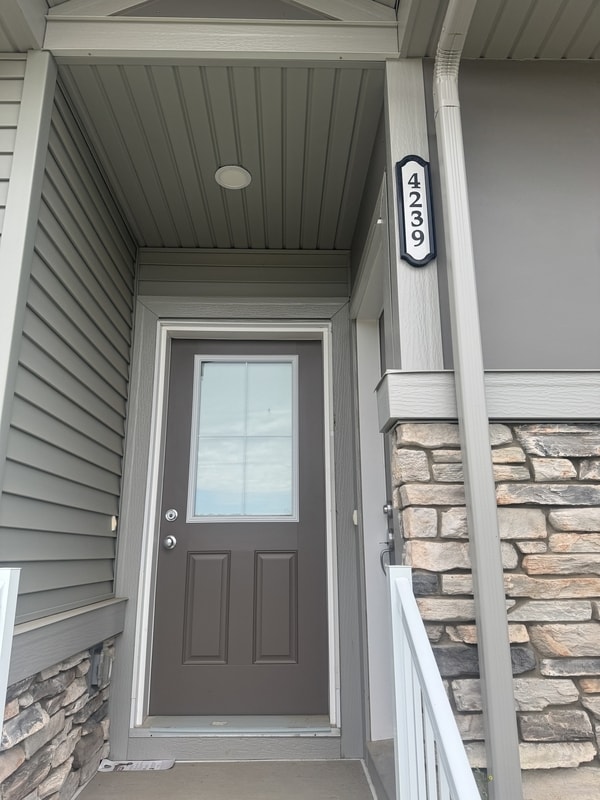 Building Photo - 4239 Kinglet Dr
