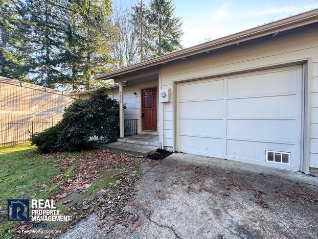 Building Photo - Call - 4502 &amp; 4504 (Olympic Group)