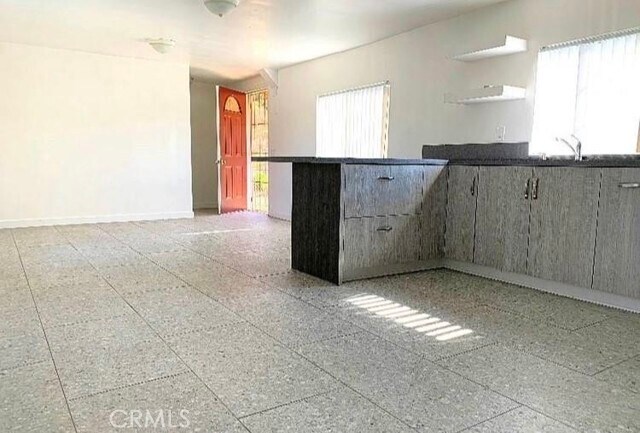 Foto del edificio - 24168 Olive St
