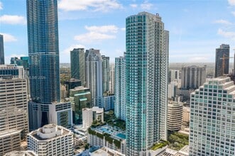 Building Photo - 950 Brickell Bay Dr