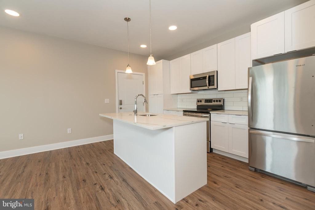 Photo - 2220 Master St (Philadelphia, PA)