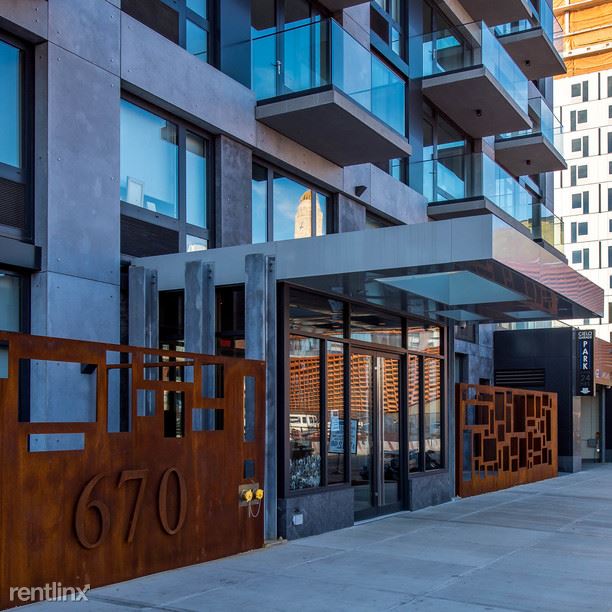 Foto del edificio - 670 Pacific St