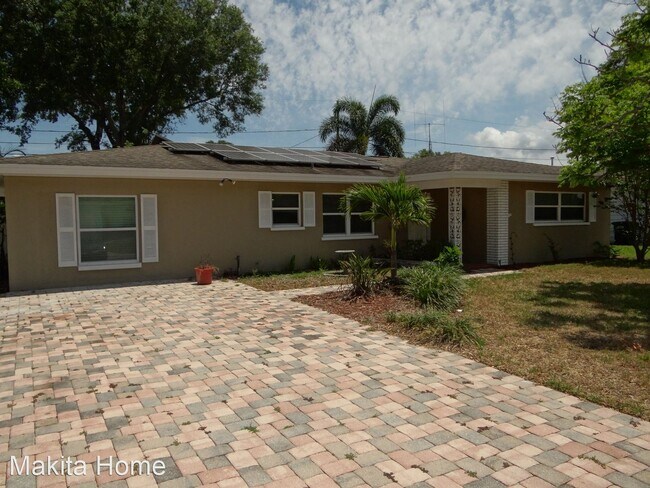 Building Photo - 3 br, 2 bath House - 1805 Greenhill Drive