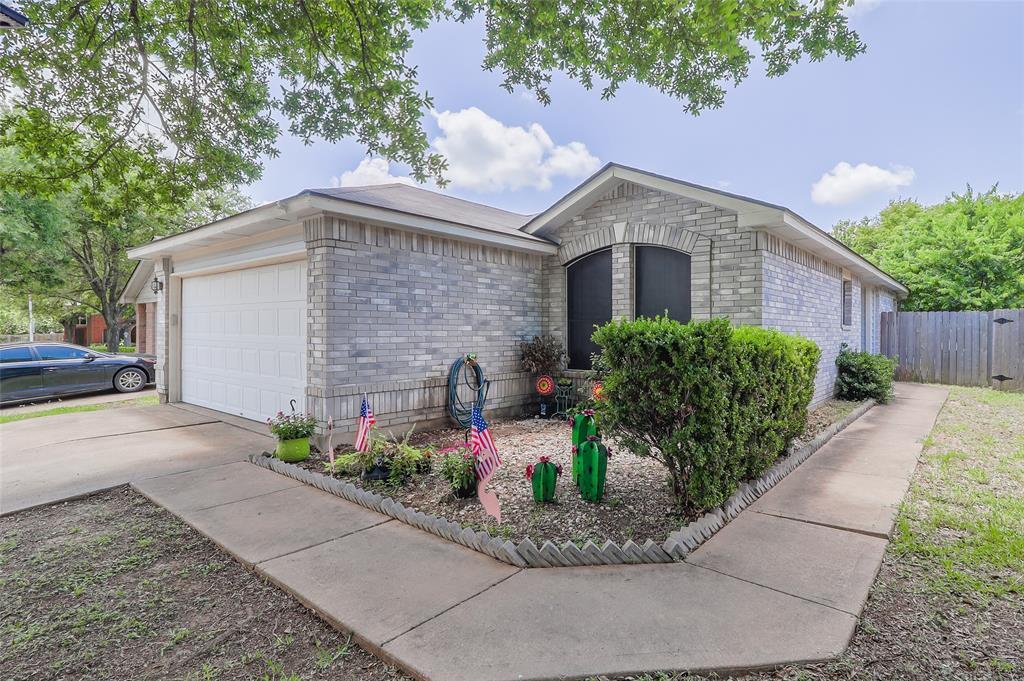 Foto principal - 1705 Friars Tale Ln