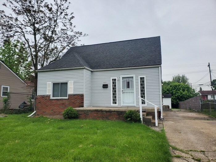 2071 Argyle Dr, Columbus, OH 43219 House Rental in Columbus, OH