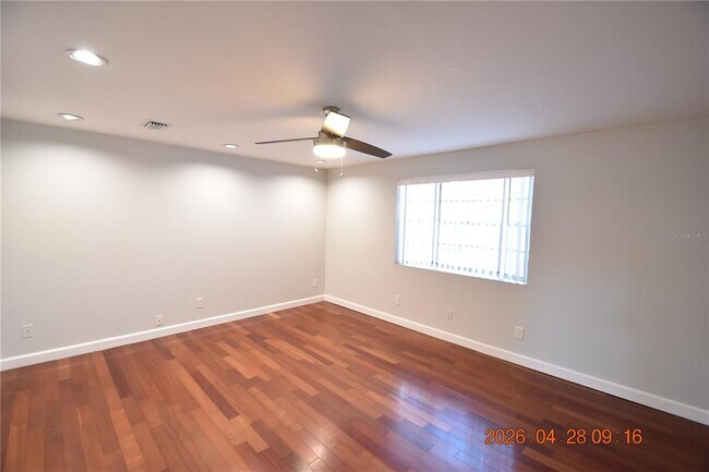 Foto del edificio - 3223 W Wyoming Ave