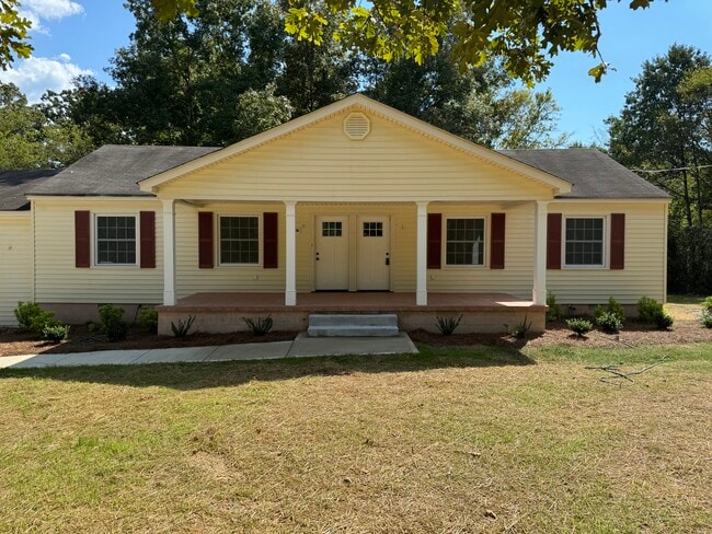 Building Photo - 4389 Old Summerville Rd
