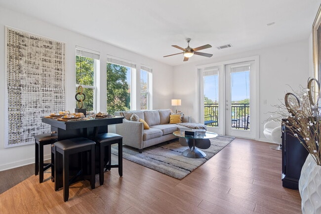 Building Photo - 1900 Barton Springs Rd