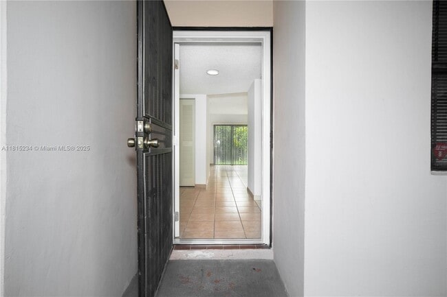 Foto del edificio - 5851 W 20th Ave
