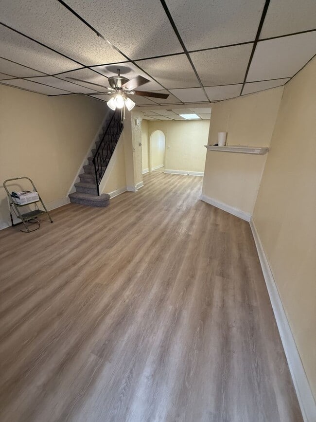Building Photo - Beautiful 3 Bedroom Home – Updated & Move In Ready – Cobbs Creek / West Philly