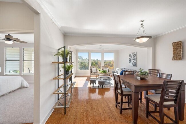 Foto del edificio - 500 Waters Edge Dr