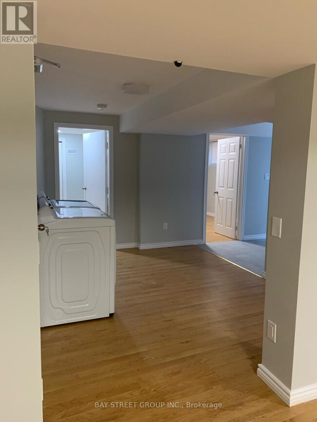 Building Photo - 20 Wood Thrush Ave