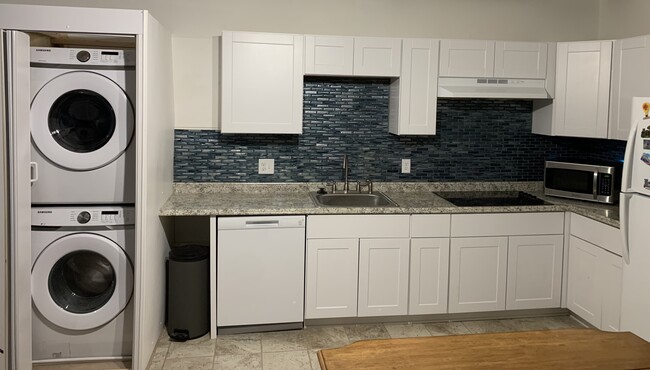Private washer/dryer in unit - 6260 Montarbor Dr