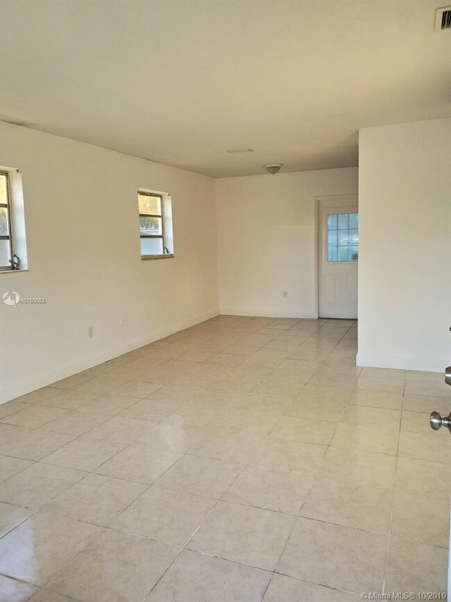 Building Photo - 3431 NW 173rd Terrace