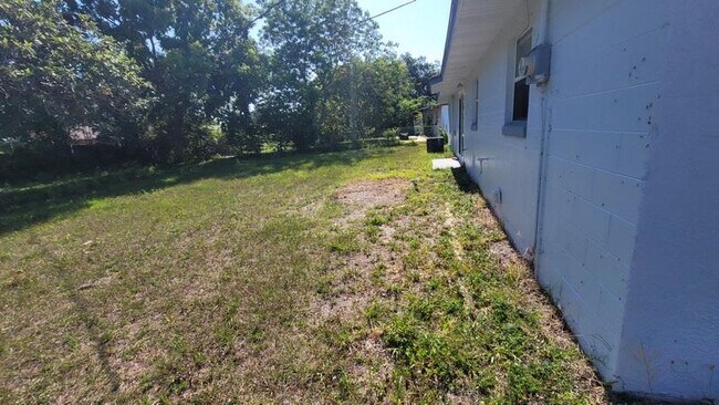 Building Photo - 1190 Pine Valley Ln