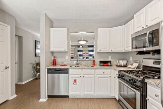 Building Photo - The Addison at Sandy Springs