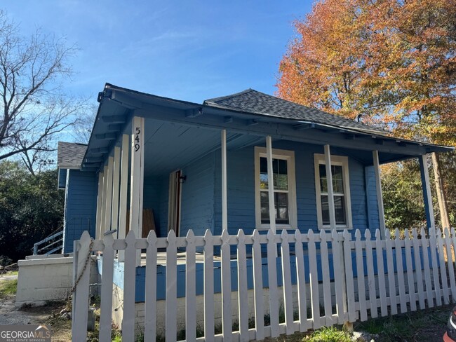 Foto del edificio - 549 Williams St E