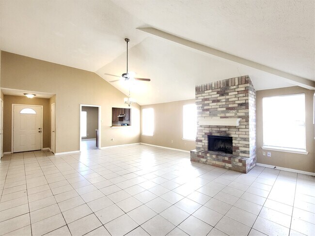 Foto del edificio - 16026 Barbarossa Dr