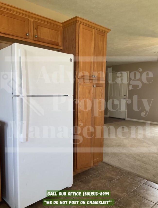 Building Photo - 900 Brownstone Dr