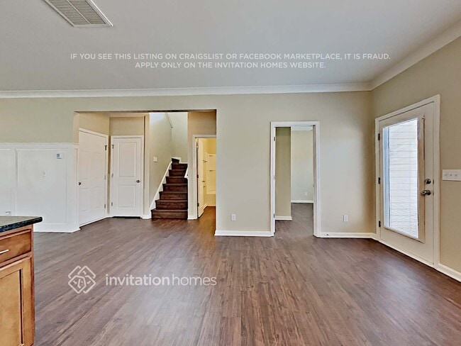 Building Photo - 111 Louden Dr