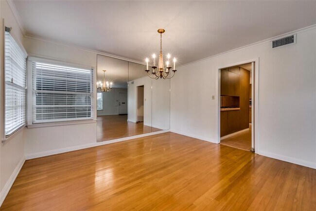 Building Photo - 4006 Colquitt St