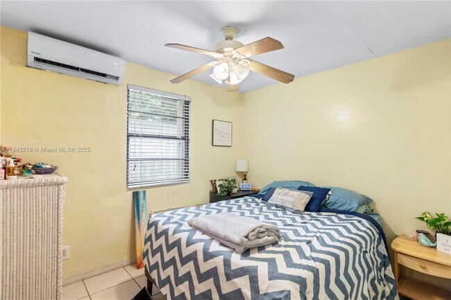 Foto del edificio - 6840 SW 3rd St