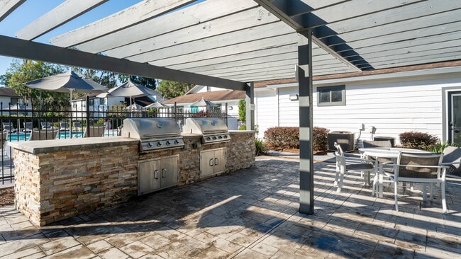 Building Photo - Verde Vue Apartments