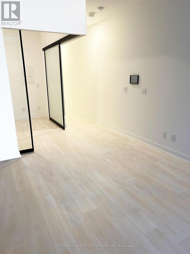 Building Photo - 5 Defries St