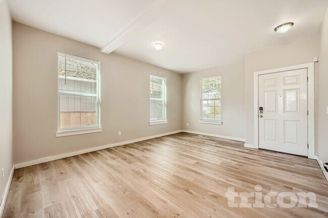 Foto del edificio - 1222 193rd St E