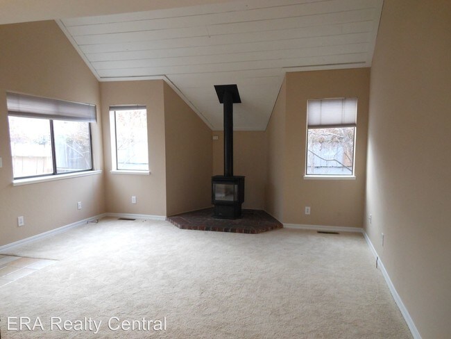 Building Photo - 2 br, 1.5 bath House - 2509 Garfield Court