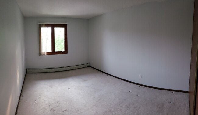 Foto del edificio - 4350 Trenton Ln N