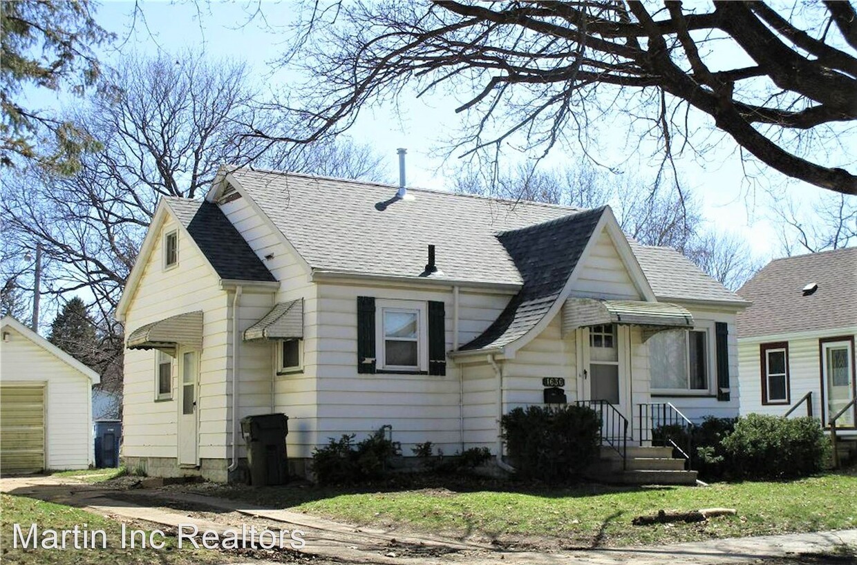 Primary Photo - 2 br, 1 bath House - 1636 Forest Ave