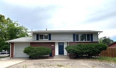 Building Photo - 431 S Victor Way