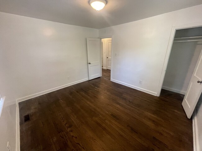 Foto del edificio - 2 bd 1 ba Detached house