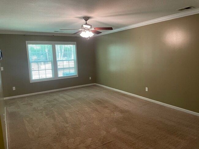 Building Photo - 329 Blythe Creek Dr