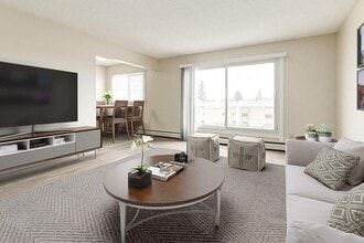 Building Photo - Mary Ann Manor