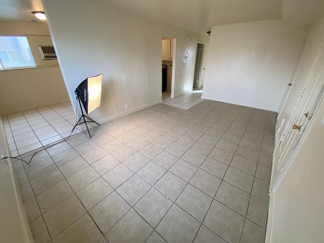 Building Photo - 1789 Lake Park Dr