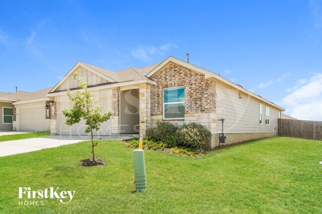 Foto del edificio - 1204 Treehouse Ln