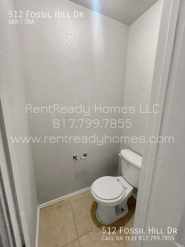 Foto del edificio - 512 Fossil Hill Dr