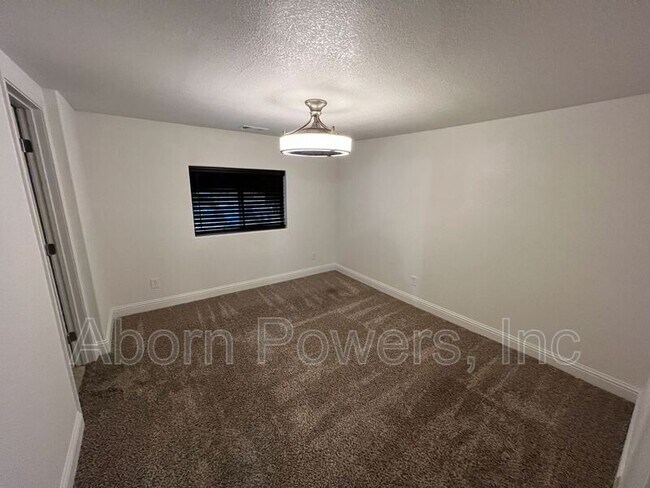 Building Photo - 3093 Wiltse Rd