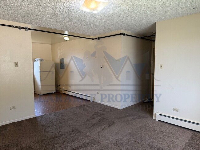 Foto del edificio - 2 Bed 1 Bath Apartment