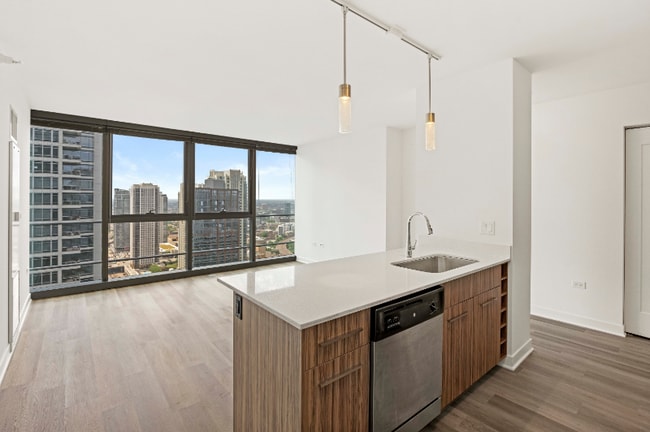 Foto del edificio - 350 N Orleans St
