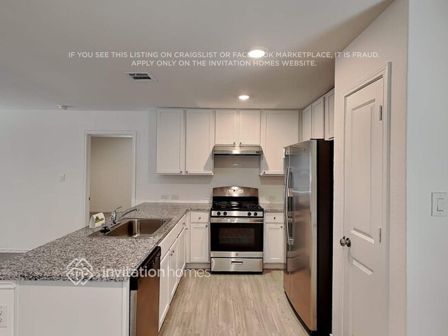 Building Photo - 4115 Southton Tarn