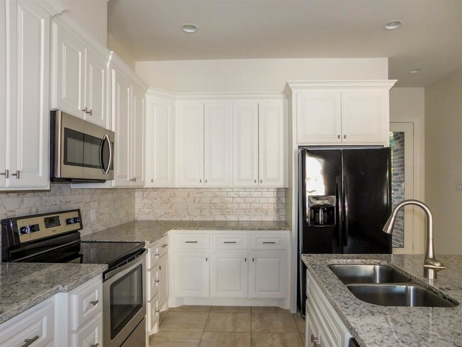 Building Photo - 2610 Appian Way