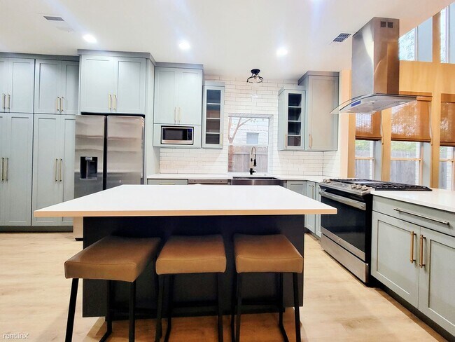 Foto del edificio - 3 br, 2.5 bath House - 3300 Bratton Height...