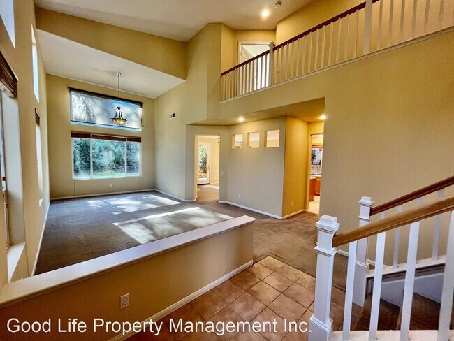 Foto del edificio - 5 br, 3 bath House - 11663 Tree Hollow Ln