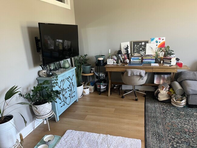 Living room - 1704 Church St
