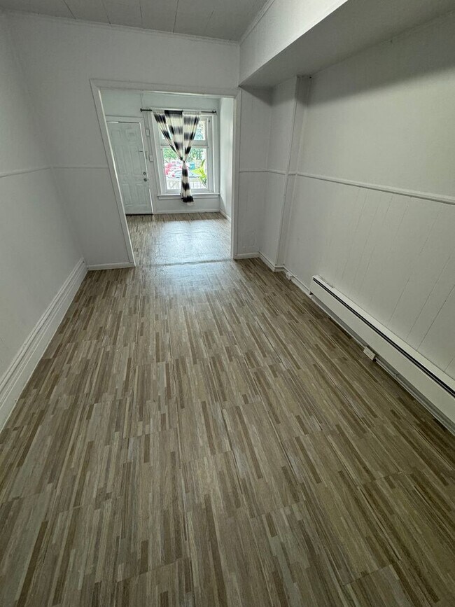 Foto del edificio - 1411 Liberty St